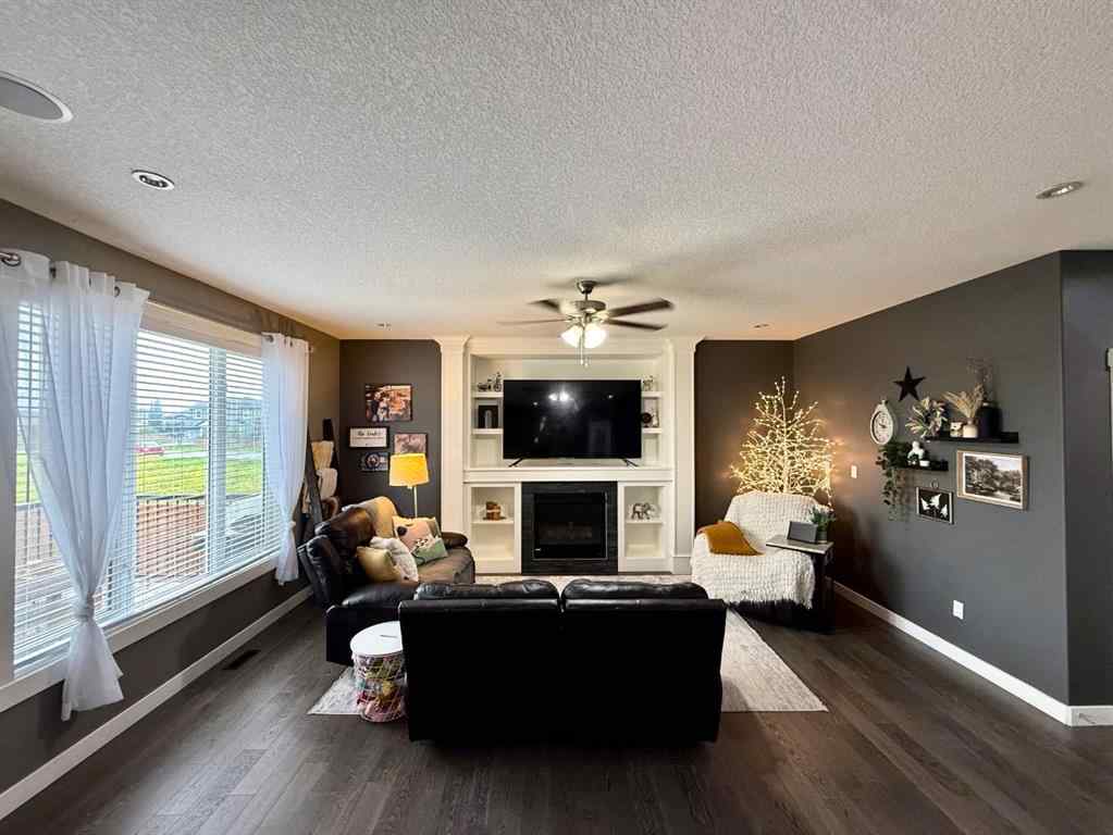 MLS® A2244117 - 864 Hampshire Crescent NE in Hampton Hills High River, Residential