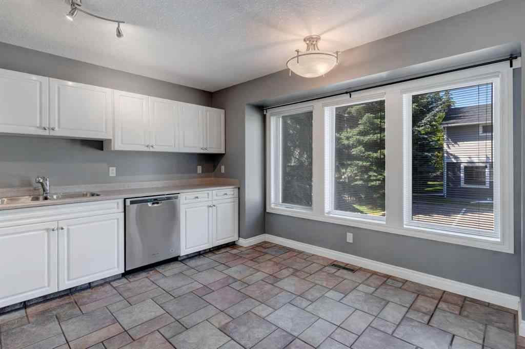 MLS® A2244118 - 378 Regal Park NE in Renfrew Calgary, Residential