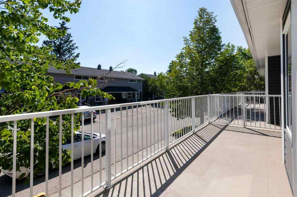 MLS® A2244118 - 378 Regal Park NE in Renfrew Calgary, Residential