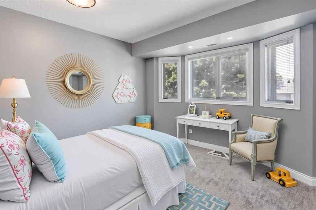 MLS® A2244118 - 378 Regal Park NE in Renfrew Calgary, Residential