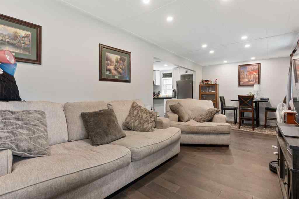 MLS® A2244119 - 5013 45 Street  in Fairview Camrose, Residential