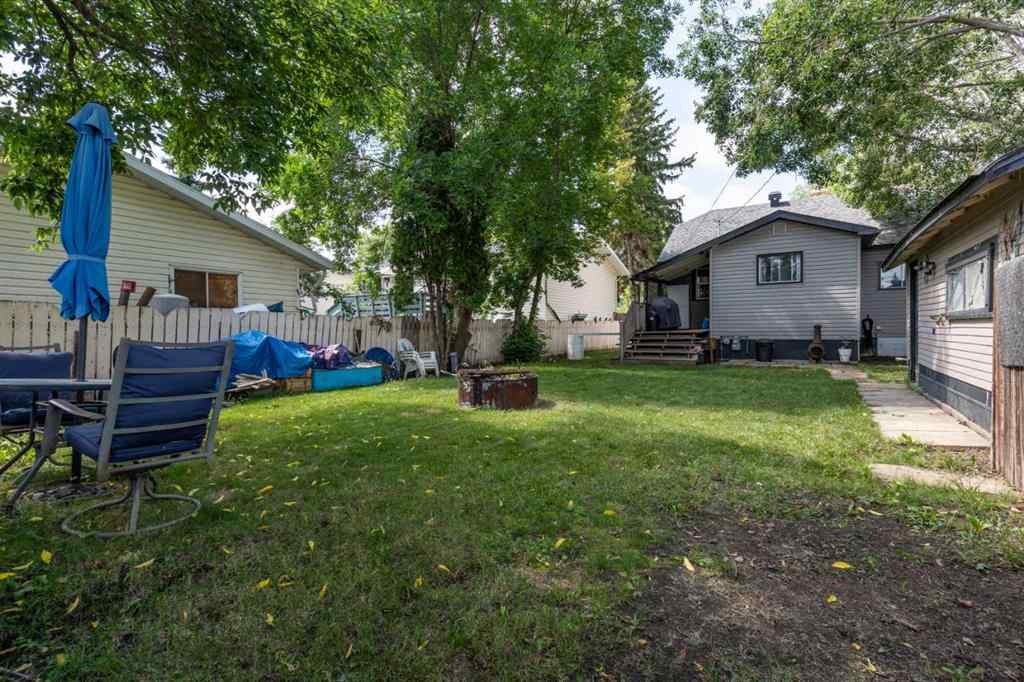 MLS® A2244119 - 5013 45 Street  in Fairview Camrose, Residential