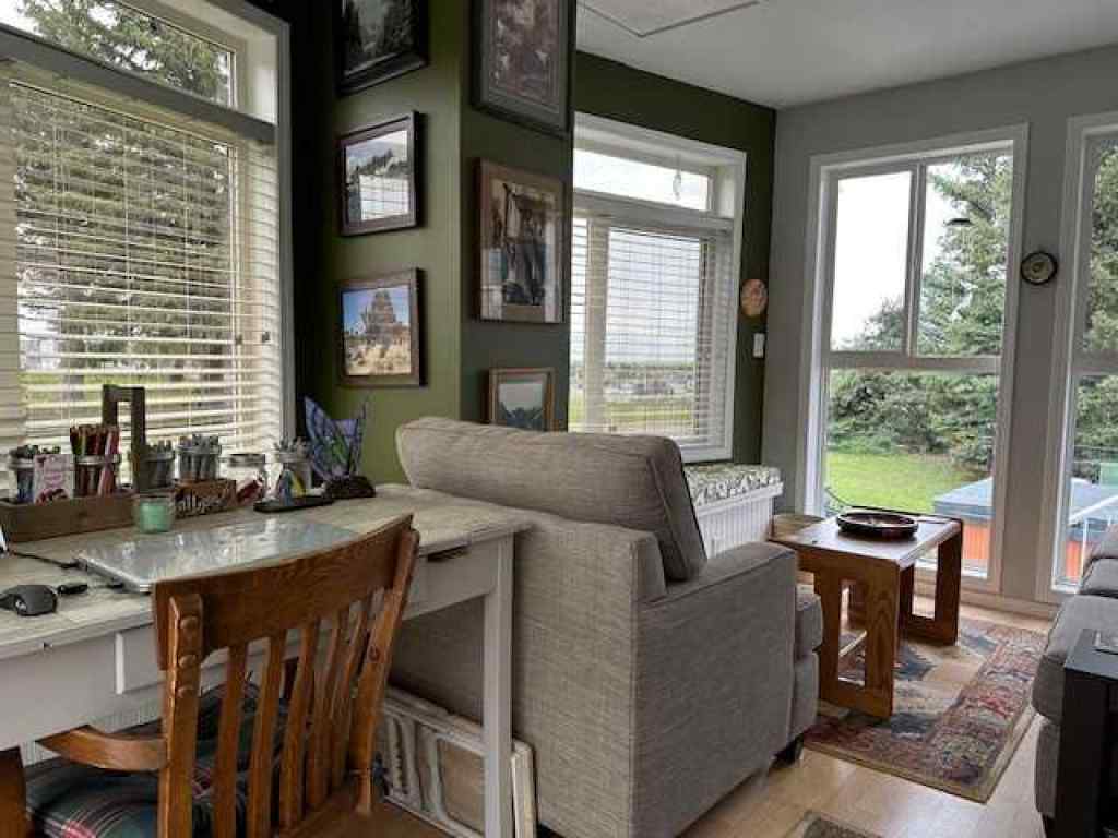 MLS® A2244131 - 623 2nd Street E in NONE Cardston, Residential