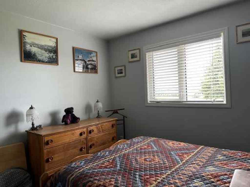 MLS® A2244131 - 623 2nd Street E in NONE Cardston, Residential