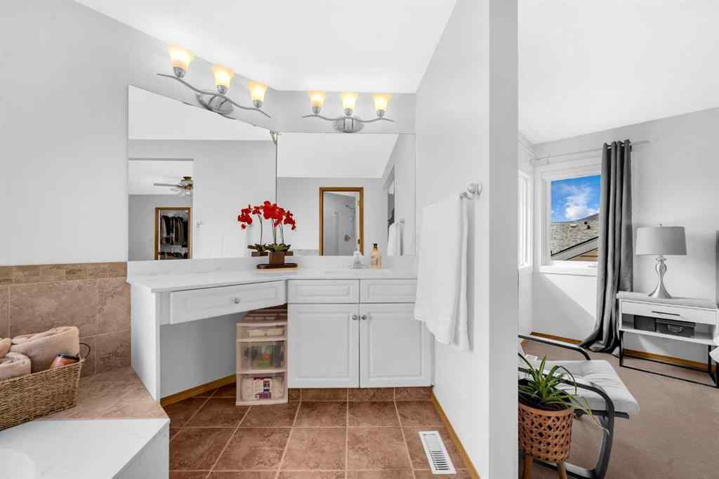 MLS® A2244140 - 180 Citadel Park NW in Citadel Calgary, Residential