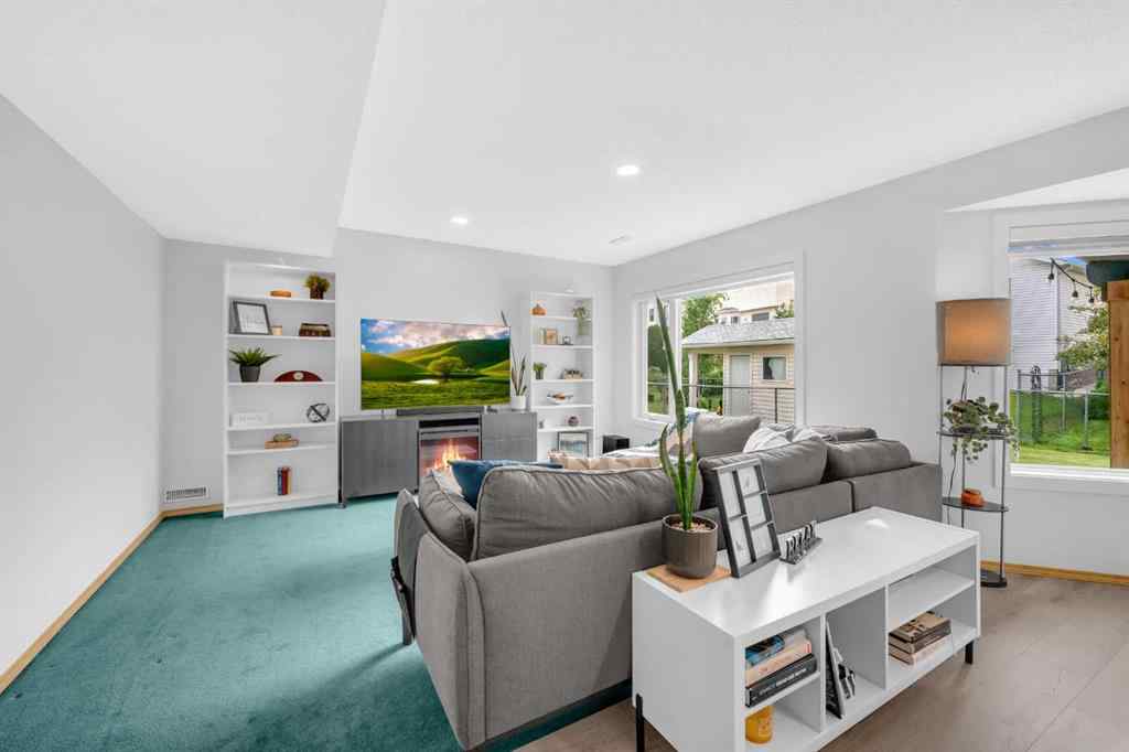 MLS® A2244140 - 180 Citadel Park NW in Citadel Calgary, Residential
