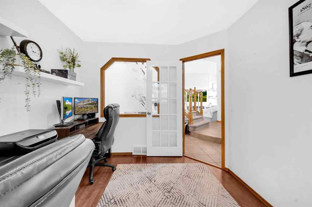 MLS® A2244140 - 180 Citadel Park NW in Citadel Calgary, Residential
