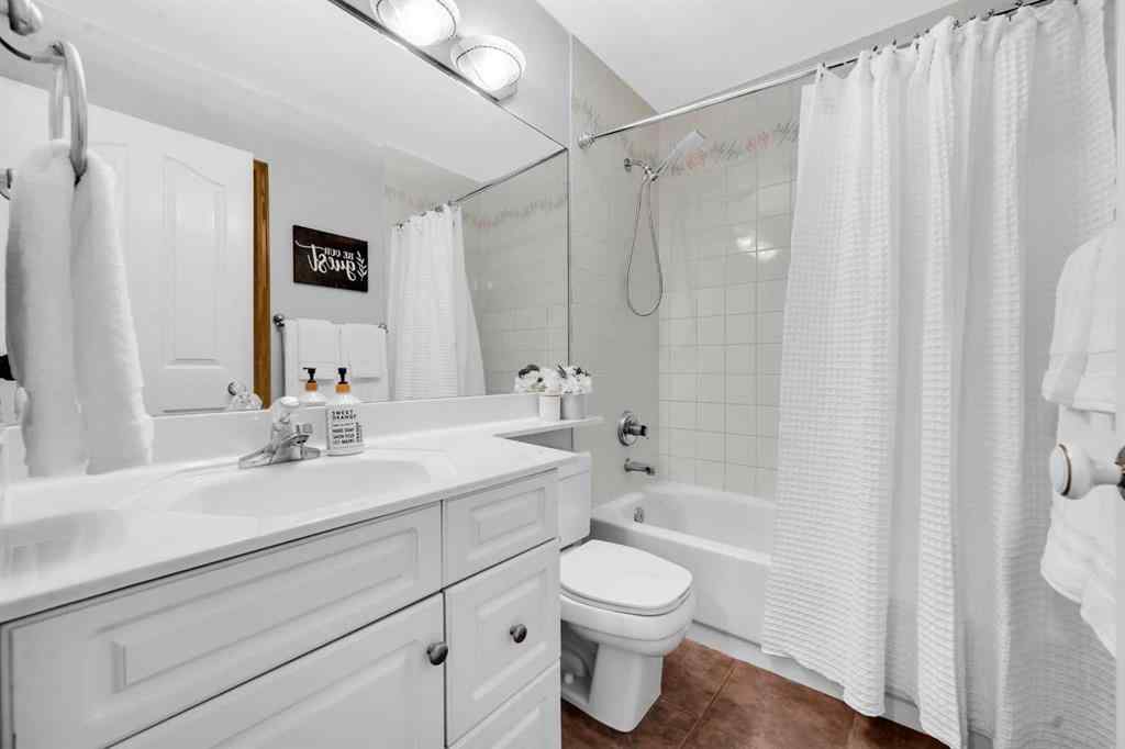 MLS® A2244140 - 180 Citadel Park NW in Citadel Calgary, Residential