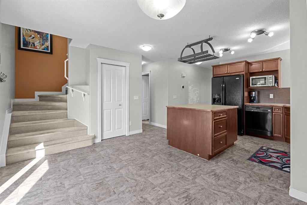 MLS® A2244141 - 89 Crystal Shores Heights  in Crystal Shores Okotoks, Residential