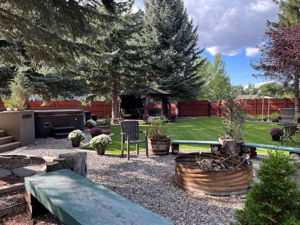 MLS® A2244147 - 2857 6 Avenue S in Glendale Lethbridge, Residential