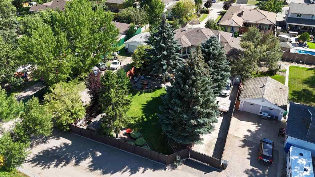 MLS® A2244147 - 2857 6 Avenue S in Glendale Lethbridge, Residential