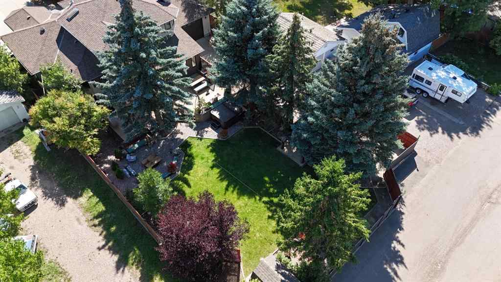MLS® A2244147 - 2857 6 Avenue S in Glendale Lethbridge, Residential