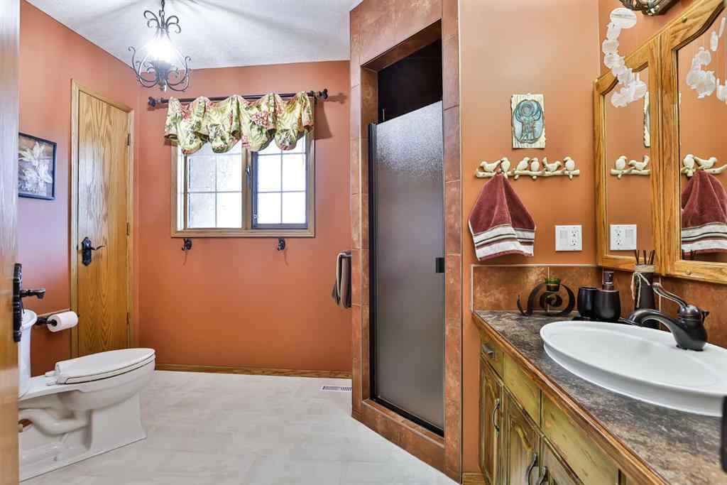 MLS® A2244147 - 2857 6 Avenue S in Glendale Lethbridge, Residential