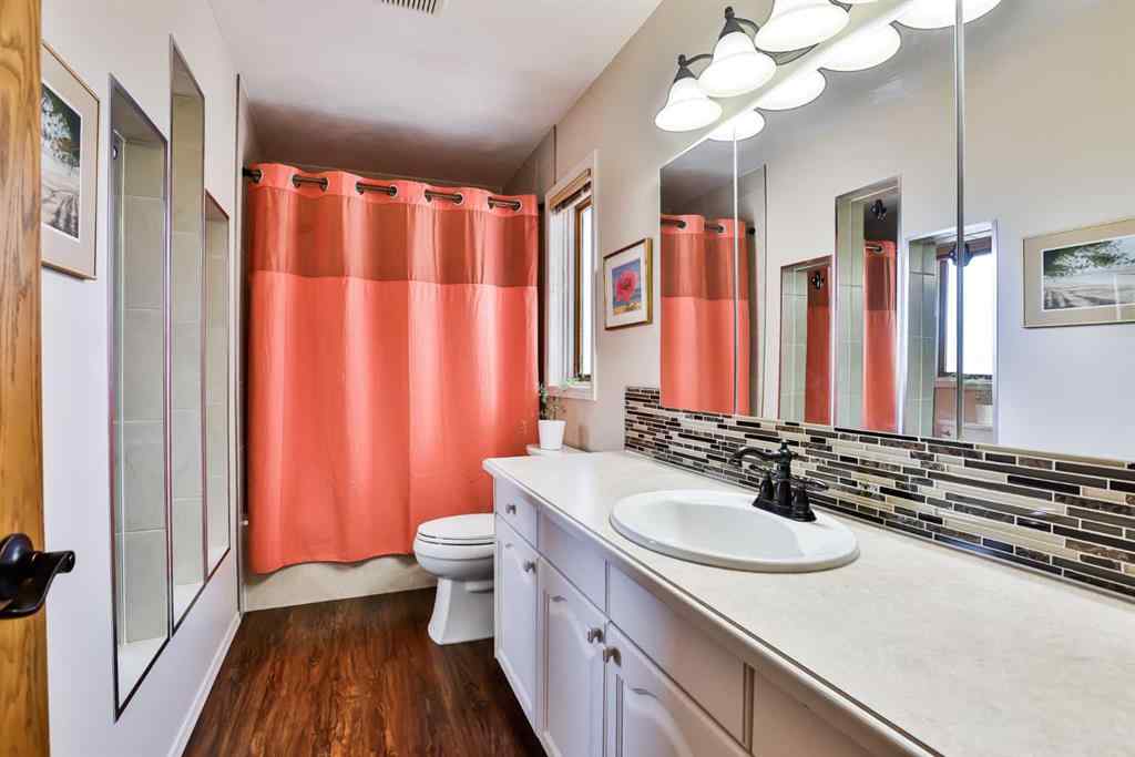 MLS® A2244147 - 2857 6 Avenue S in Glendale Lethbridge, Residential