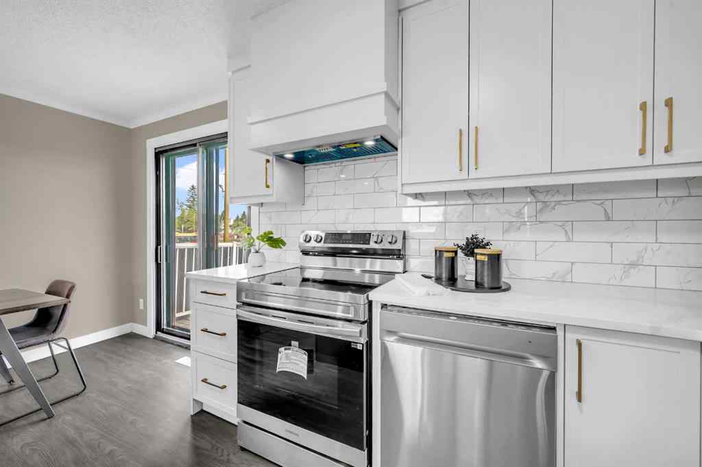 MLS® A2244150 - 951 Maitland Way NE in Marlborough Park Calgary, Residential