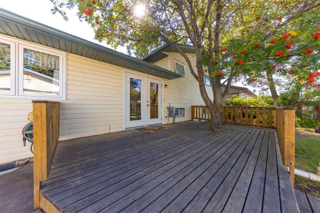 MLS® A2244151 - 5204 32 Street  in Steele Heights Lloydminster, Residential