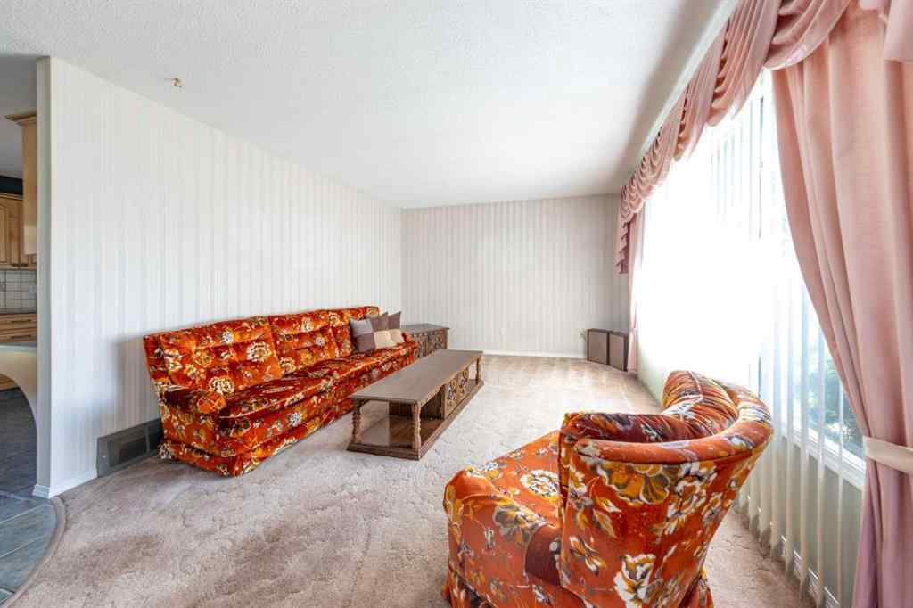 MLS® A2244151 - 5204 32 Street  in Steele Heights Lloydminster, Residential
