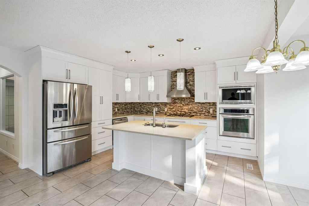 MLS® A2244153 - 338 Panamount Drive NW in Panorama Hills Calgary, Residential