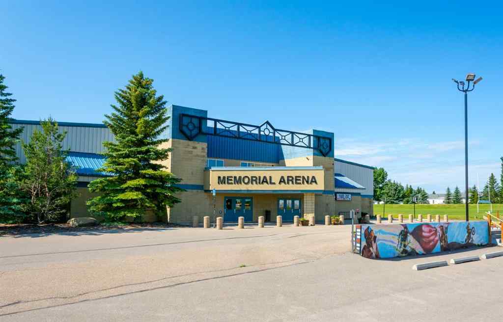 MLS® A2244190 - 1417 Mccrimmon Drive  in NONE Carstairs, Residential