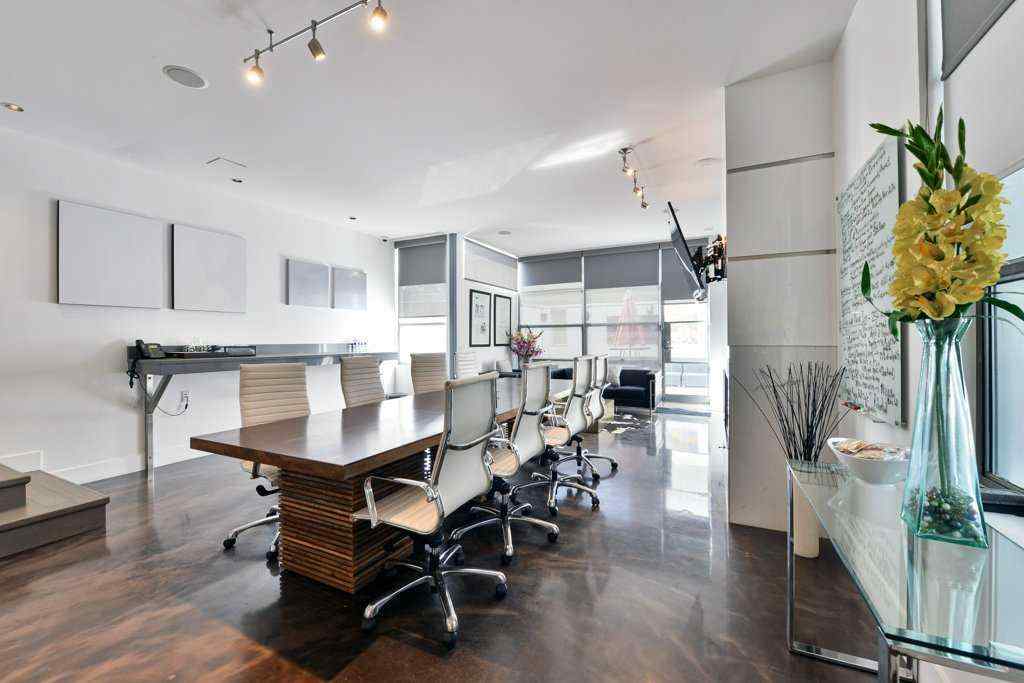 MLS® A2244195 - 1043 19 Avenue SE in Ramsay Calgary, Commercial