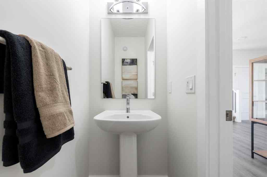 MLS® A2244196 - 154 Sunstone Way  in NONE Balzac, Residential