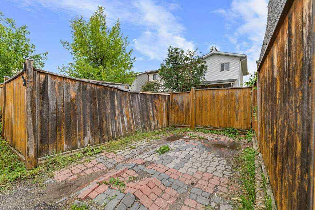 MLS® A2244199 - 50 Taraglen Road NE in Taradale Calgary, Residential