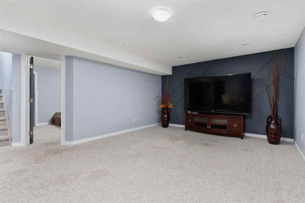 MLS® A2244204 - 2605 57 Street  in Valleyview Camrose, Residential