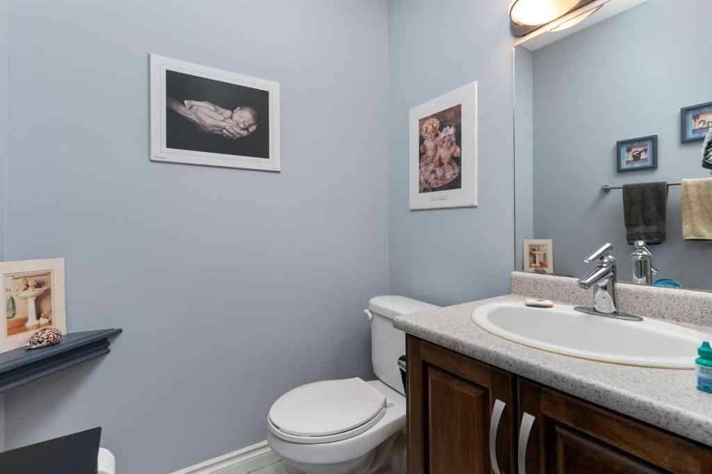 MLS® A2244204 - 2605 57 Street  in Valleyview Camrose, Residential