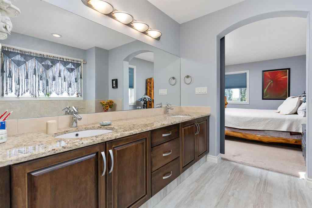 MLS® A2244204 - 2605 57 Street  in Valleyview Camrose, Residential