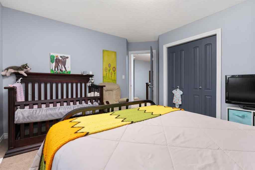 MLS® A2244204 - 2605 57 Street  in Valleyview Camrose, Residential