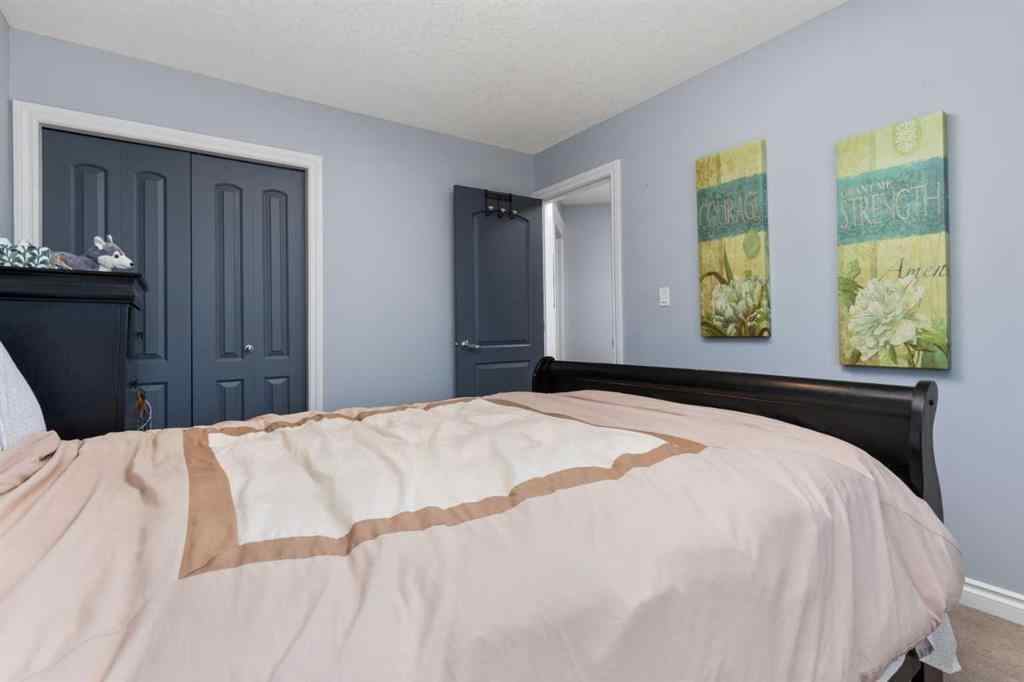 MLS® A2244204 - 2605 57 Street  in Valleyview Camrose, Residential