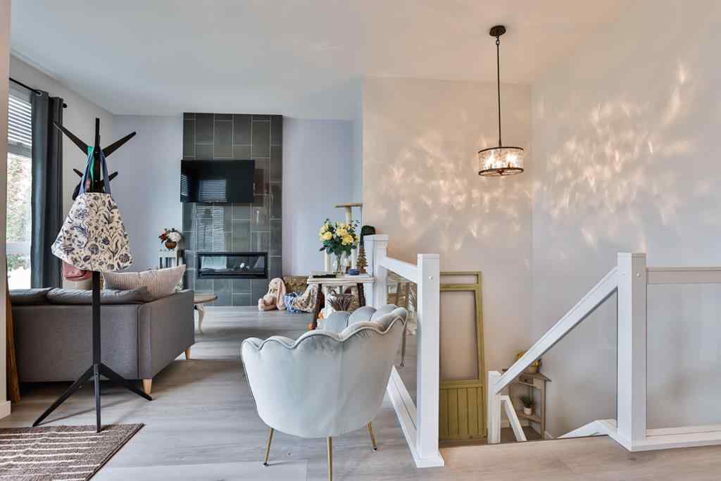 MLS® A2244205 - 330 Uplands Boulevard N in Blackwolf 1 Lethbridge, Residential
