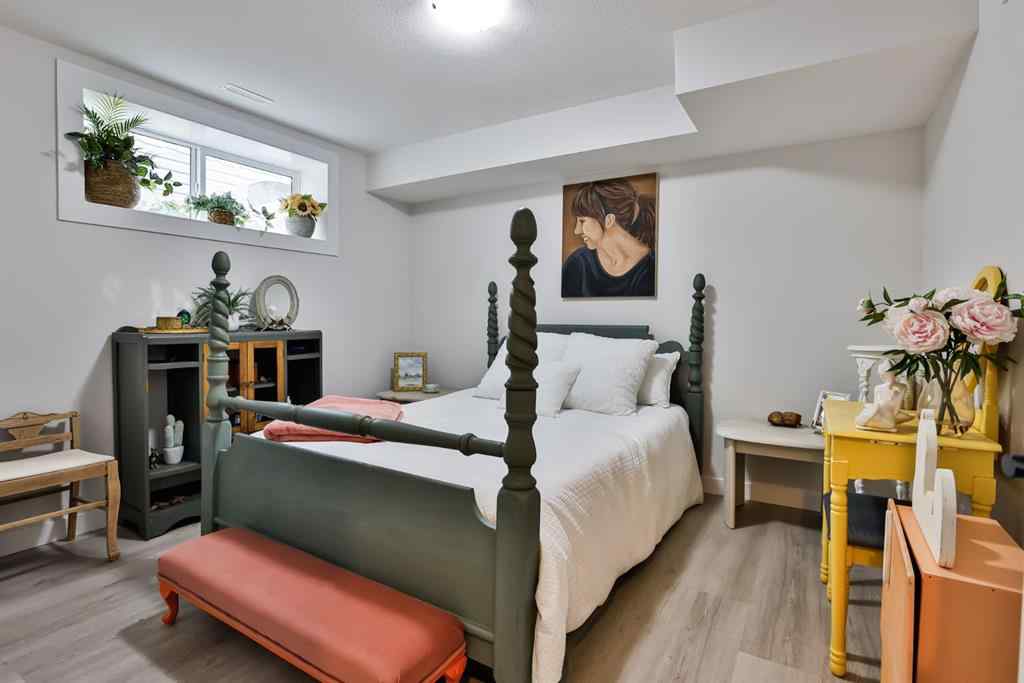 MLS® A2244205 - 330 Uplands Boulevard N in Blackwolf 1 Lethbridge, Residential
