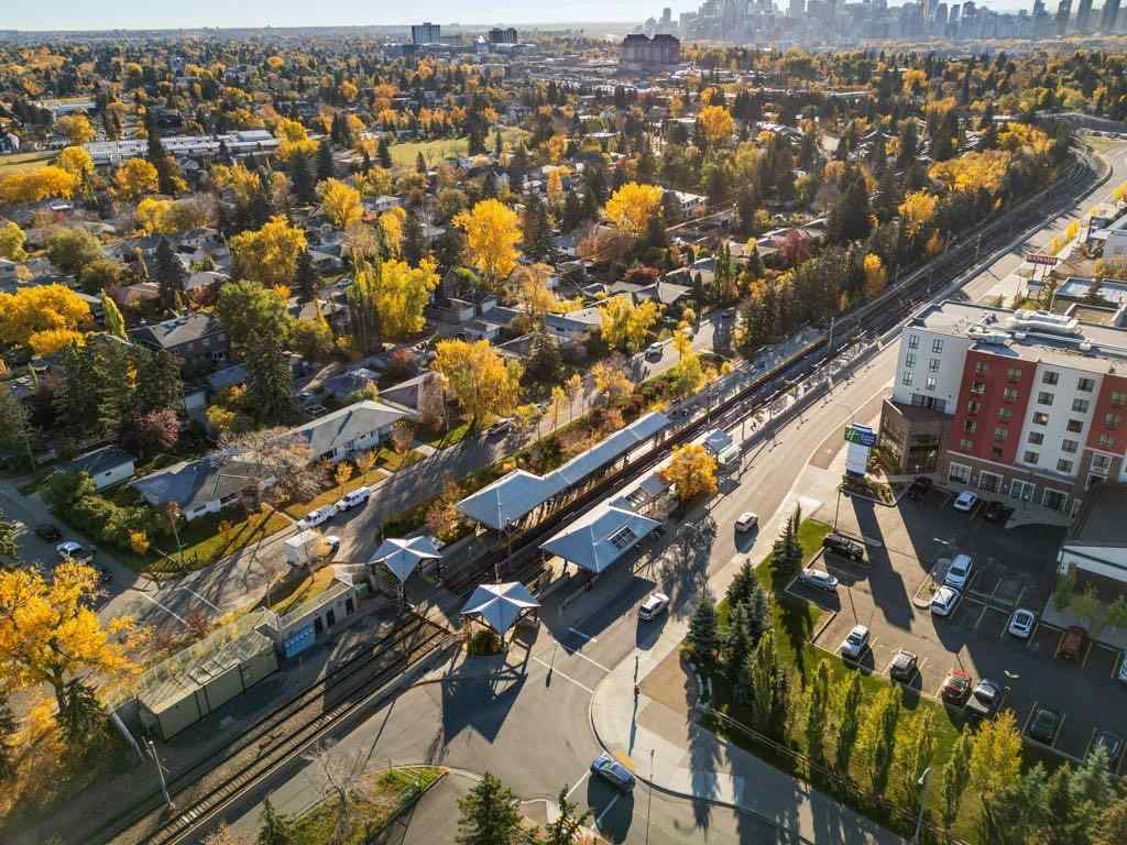 MLS® A2244218 - Unit #216 3125 39 Street NW in University District Calgary, Residential