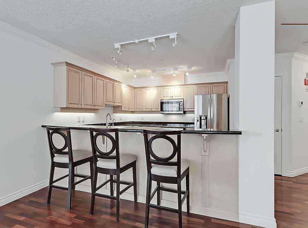 MLS® A2244230 - Unit #108 60 24 Avenue SW in Erlton Calgary, Residential