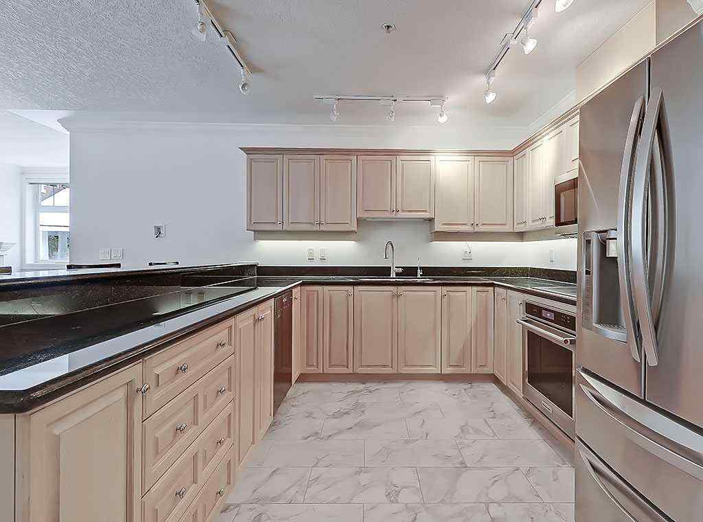MLS® A2244230 - Unit #108 60 24 Avenue SW in Erlton Calgary, Residential