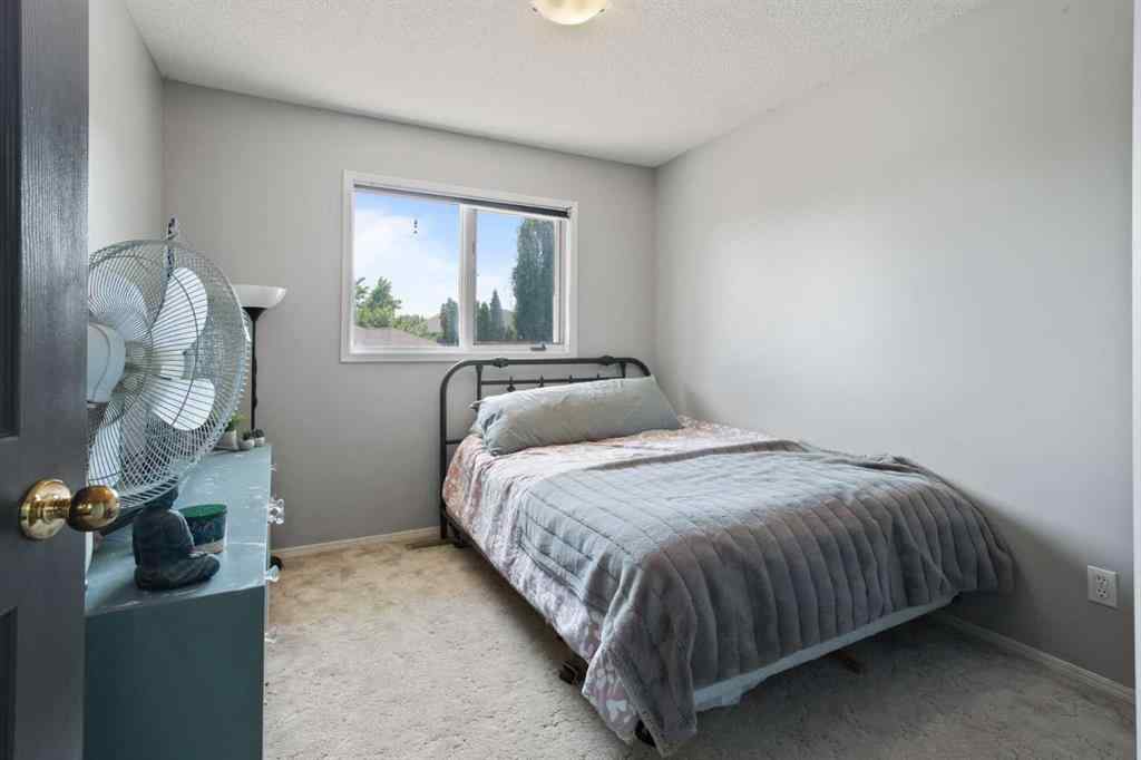 MLS® A2244235 - 66 Edgewood Crescent W in Ridgewood Lethbridge, Residential