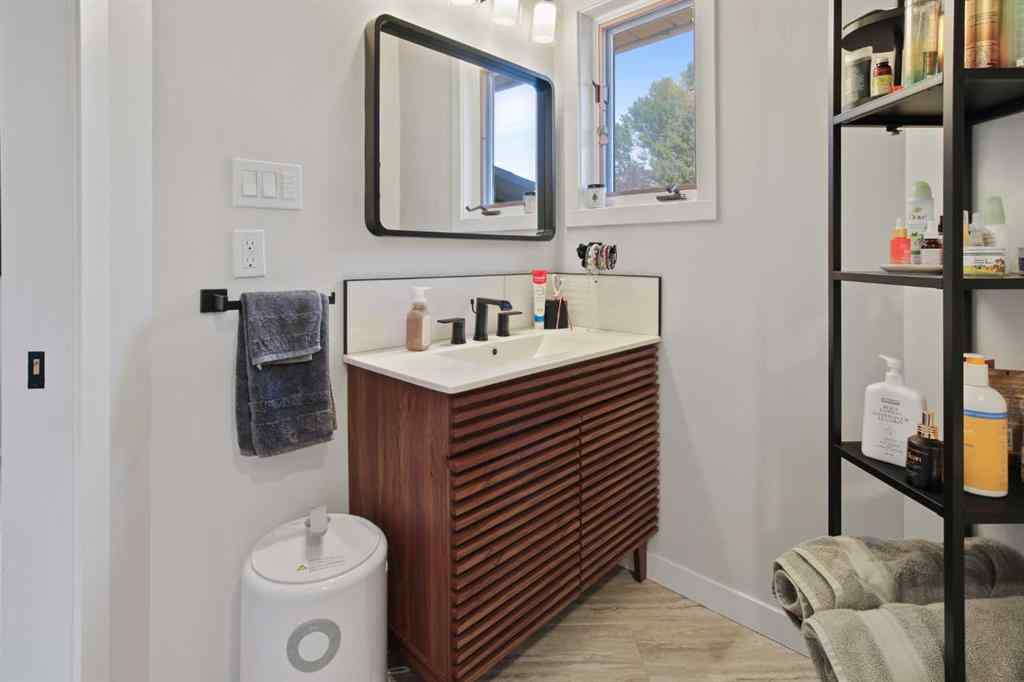 MLS® A2244235 - 66 Edgewood Crescent W in Ridgewood Lethbridge, Residential