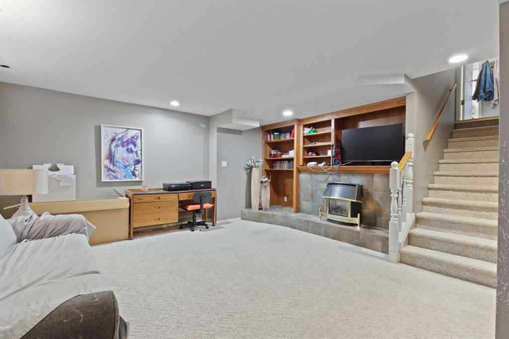 MLS® A2244235 - 66 Edgewood Crescent W in Ridgewood Lethbridge, Residential