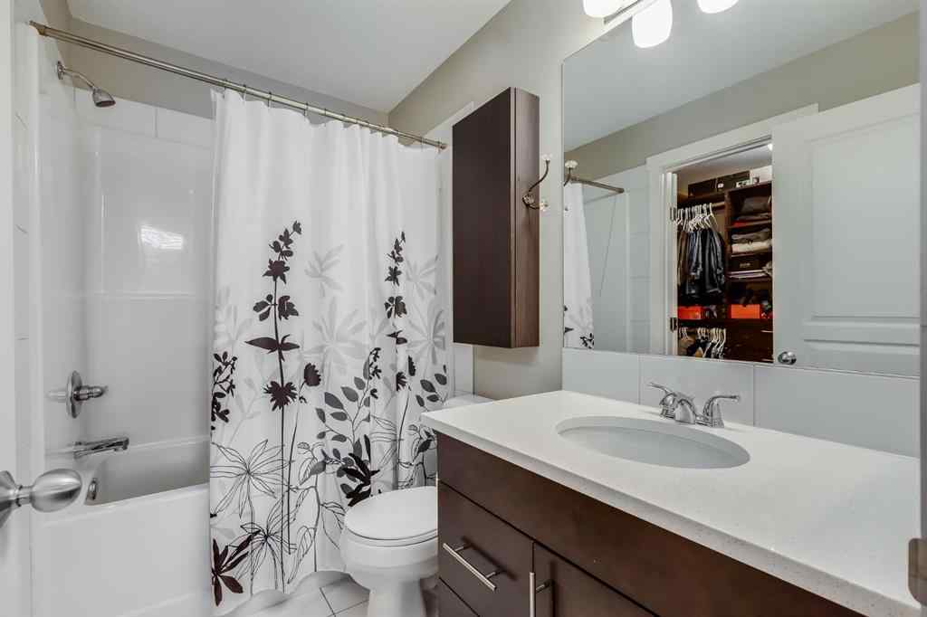 MLS® A2244252 - 393 McKenzie Towne Gate SE in McKenzie Towne Calgary, Residential
