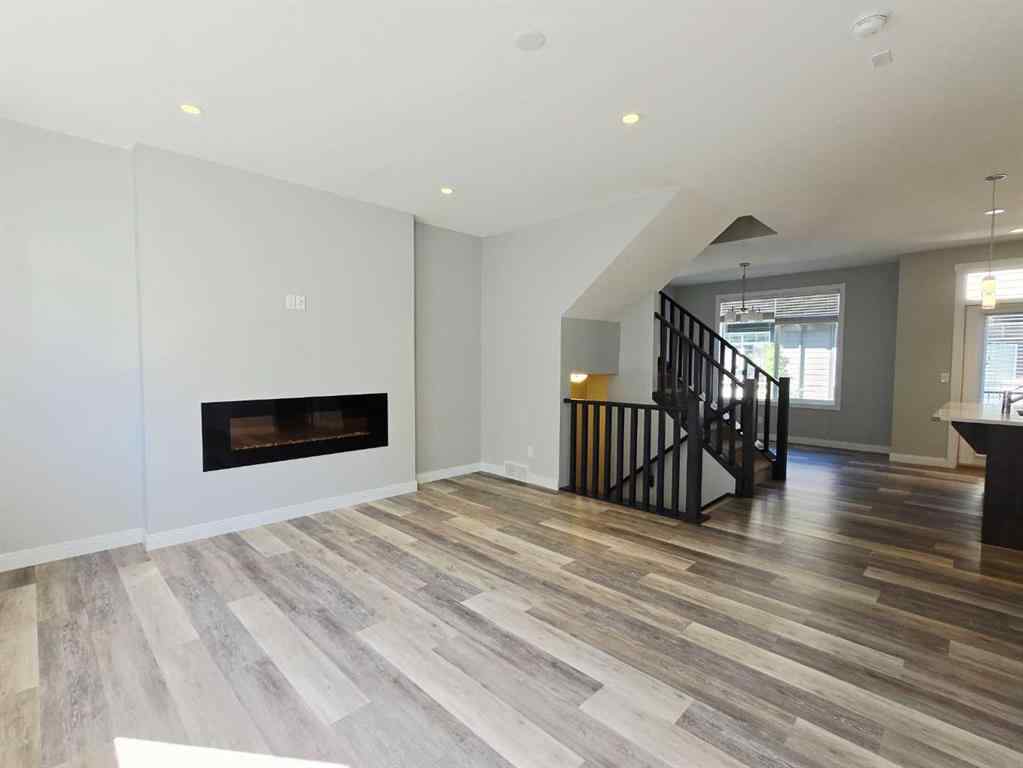 MLS® A2244265 - 120 Wentworth Row SW in West Springs Calgary, Residential