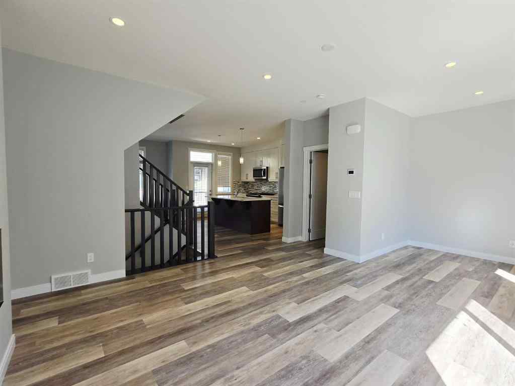 MLS® A2244265 - 120 Wentworth Row SW in West Springs Calgary, Residential