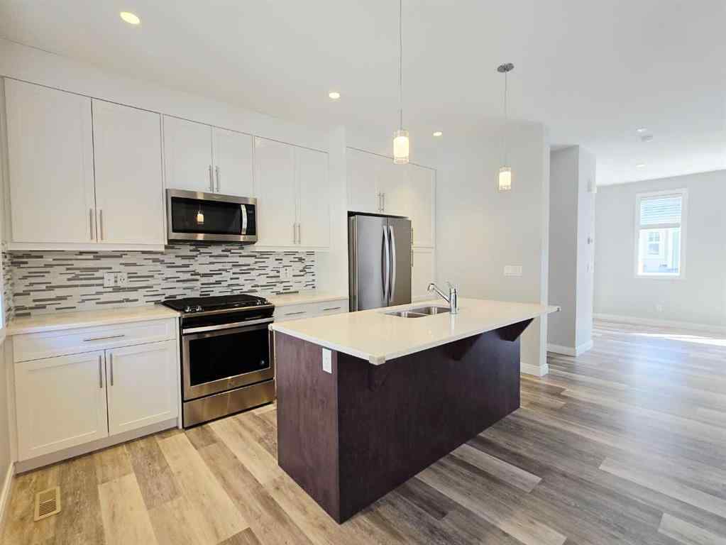 MLS® A2244265 - 120 Wentworth Row SW in West Springs Calgary, Residential