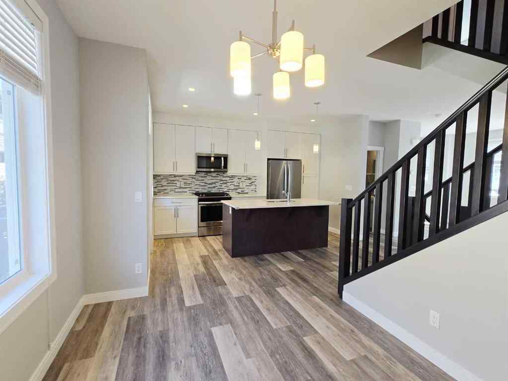 MLS® A2244265 - 120 Wentworth Row SW in West Springs Calgary, Residential