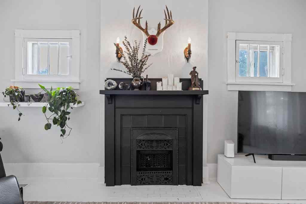 MLS® A2244266 - 529 20 Avenue SW in Cliff Bungalow Calgary, Residential