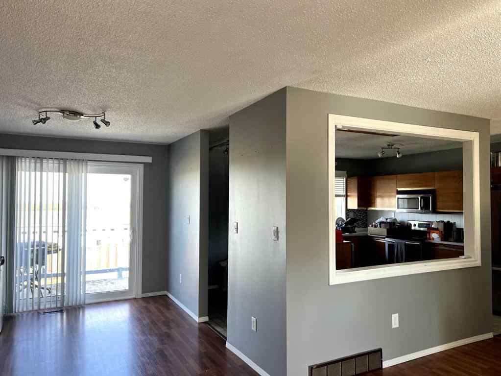 MLS® A2244274 - 4807 55 Avenue  in NONE Valleyview, Residential