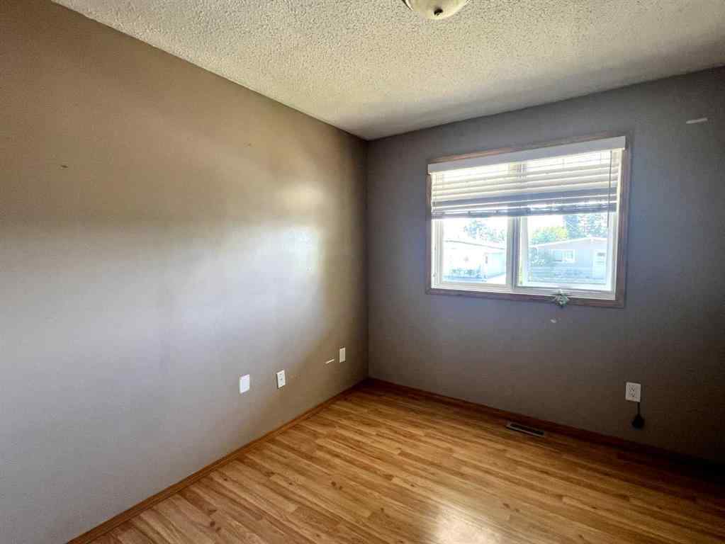 MLS® A2244274 - 4807 55 Avenue  in NONE Valleyview, Residential