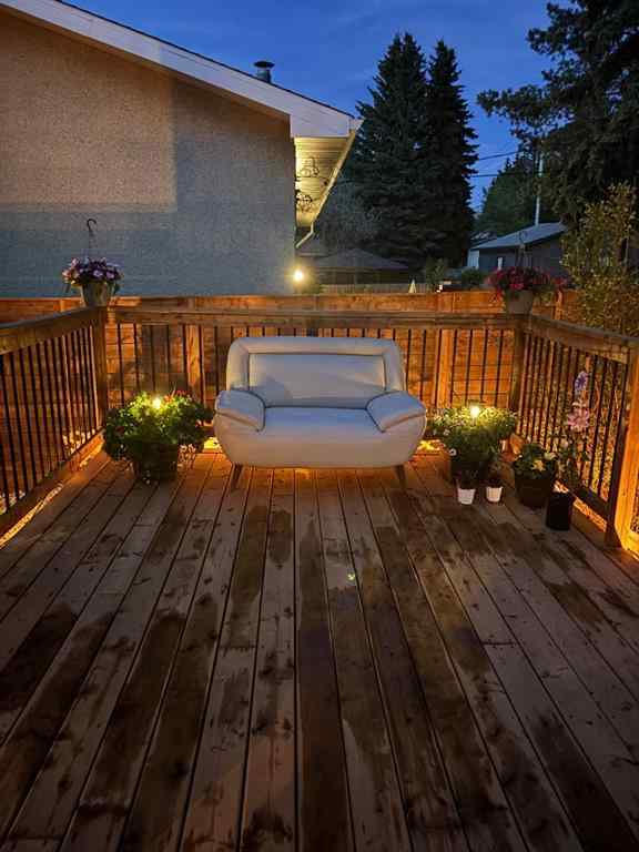 MLS® A2244276 - 5703 47A Avenue  in Mount Pleasant Camrose, Residential