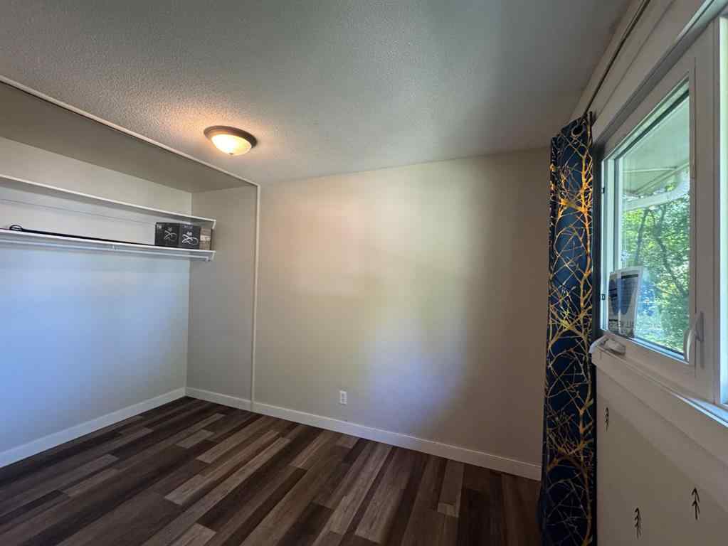 MLS® A2244276 - 5703 47A Avenue  in Mount Pleasant Camrose, Residential