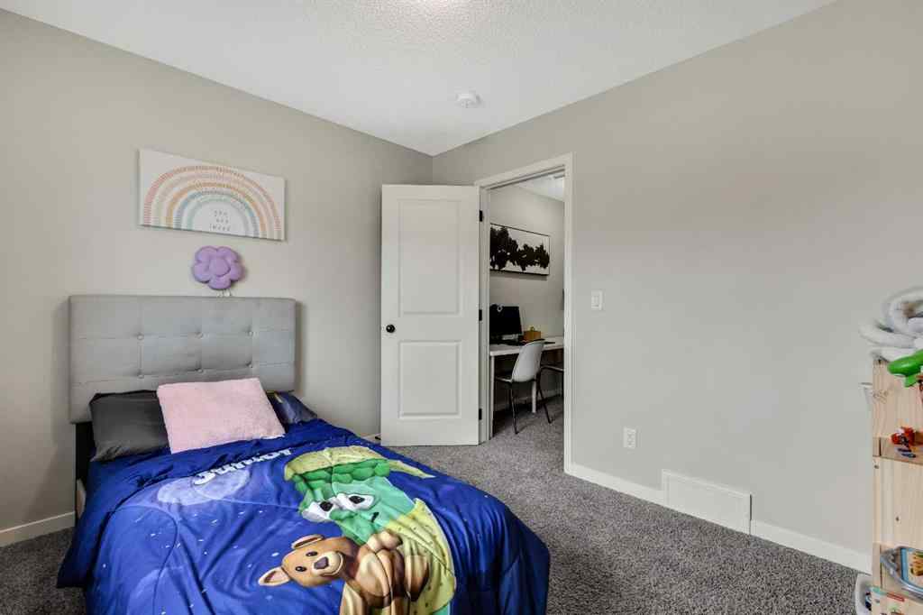 MLS® A2244291 - 46 Creekstone Path SW in Pine Creek Calgary, Residential